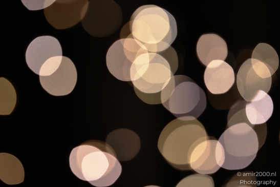 Bokeh_Lights_On_A_Dark_Background_Abstract_Photography_Miscellaneous_Photography_Canon_EOS_R5_Mark_II_2026_001.JPG