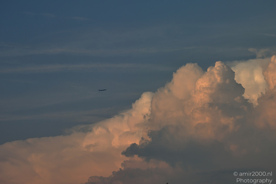 Cloud_Formation_Over_The_City_Amsterdam_Netherlands_Nature_Photography_Canon_EOS_R5_Mark_II_2026_001.JPG
