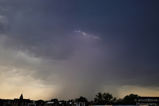 Summer_Lightning_Storm_In_The_City_Amsterdam_Netherlands_Nature_Photography_Canon_EOS_R5_Mark_II_2026_002.JPG