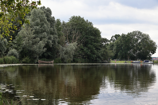 Summer_Reflection_Of_The_Amstel_Amstelveen_Netherlands_Nature_Photography_Canon_EOS_R5_Mark_II_2026_002.JPG