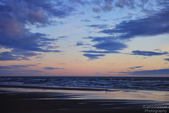 Summer_Sunset_Over_Zandvoort_Beach_Noord_Holland_Netherlands_Nature_Photography_Canon_EOS_R5_Mark_II_2026_013.JPG