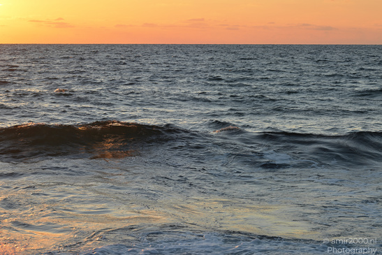 Tel-Aviv_Coast_Sunset_Over_The_Mediterranean_Sea_Israel_Nature_Photography_Canon_EOS_R5_Mark_II_2026_015.JPG