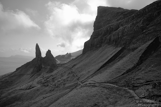 The_Old_Man_Of_Storr_In_The_Isle_Of_Skye_In_The_Scottish_Highlands_Scotland_United_Kingdom_Nature_Photography_Canon_EOS_R5_Mark_II_2026_061.JPG