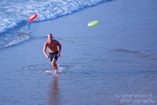 A_blond_guy_playing_on_the_beach_Tel_Aviv-jaffa_Israel_Canon_EOS_5D_Mark_IV_003.JPG