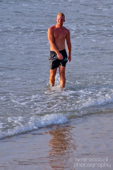 A_blond_guy_playing_on_the_beach_Tel_Aviv-jaffa_Israel_Canon_EOS_5D_Mark_IV_004.JPG