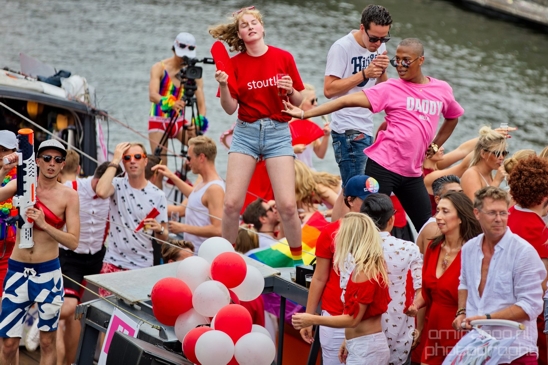 Heroes_Gay_Pride_Canal_Parade_Amsterdam_2018_Amsterdam_Netherlands_Canon_EOS_5D_Mark_IV_041.JPG
