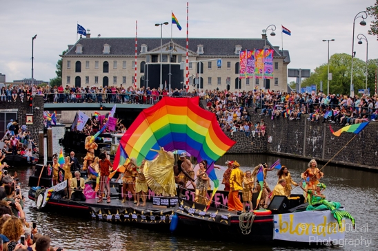Remember_the_past_create_the_future_Gay_Pride_Canal_Parade_Amsterdam_2019_Amsterdam_Netherlands_Canon_EOS_5D_Mark_IV_010.JPG