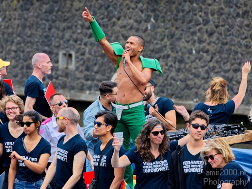 Remember_the_past_create_the_future_Gay_Pride_Canal_Parade_Amsterdam_2019_Amsterdam_Netherlands_Canon_EOS_5D_Mark_IV_034.JPG