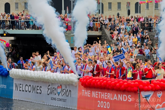 Remember_the_past_create_the_future_Gay_Pride_Canal_Parade_Amsterdam_2019_Amsterdam_Netherlands_Canon_EOS_5D_Mark_IV_039.JPG