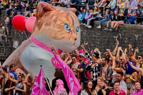 Remember_the_past_create_the_future_Gay_Pride_Canal_Parade_Amsterdam_2019_Amsterdam_Netherlands_Canon_EOS_5D_Mark_IV_085.JPG