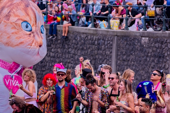Remember_the_past_create_the_future_Gay_Pride_Canal_Parade_Amsterdam_2019_Amsterdam_Netherlands_Canon_EOS_5D_Mark_IV_086.JPG