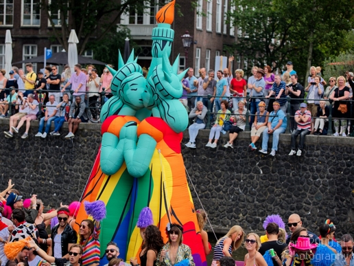 Remember_the_past_create_the_future_Gay_Pride_Canal_Parade_Amsterdam_2019_Amsterdam_Netherlands_Canon_EOS_5D_Mark_IV_114.JPG