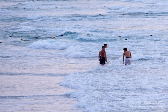 catching_the_wave_in_the_mediterranean_sea_during_sunset_Tel_Aviv-jaffa_Israel_Canon_EOS_5D_Mark_IV_005.JPG
