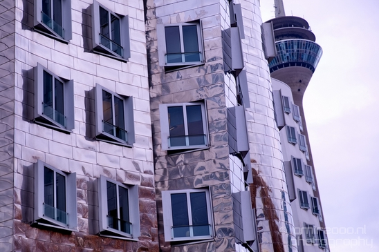 by_Frank_O_Gehry_Dusseldorf_Germany_Medienhafen_Hafen_Architecture_Photography_010_Canon_EOS_5D_Mark_IV.JPG
