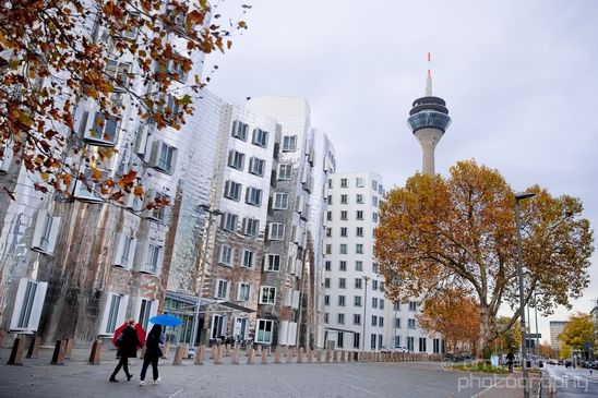 by_Frank_O_Gehry_Dusseldorf_Germany_Medienhafen_Hafen_Architecture_Photography_016_Canon_EOS_5D_Mark_IV.JPG
