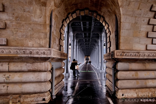 city_urban_street_Paris_France_Architecture_Photography_001_Canon_EOS_5D_Mark_IV.JPG