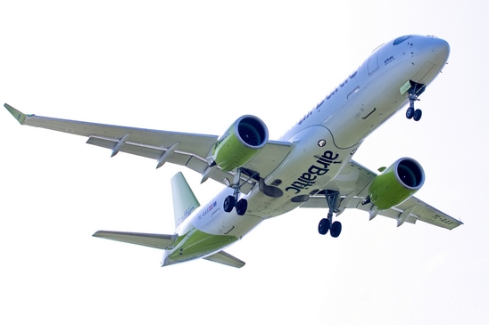 Air_Baltic_YL-AAX_Airbus_A220-300_landing_Schiphol_aviation_Netherlands_Photography_002_Canon_EOS_5D_Mark_IV.JPG