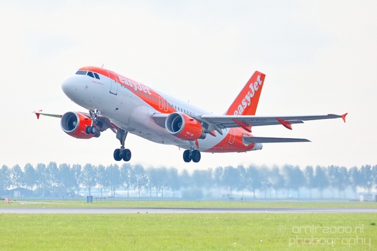 Airbus_A319_MSN_G-EZGI_EasyJet_taking_off_Schiphol_aviation_Netherlands_Photography_007_Canon_EOS_5D_Mark_IV.JPG