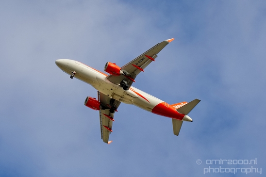 Airbus_A320_NEO_G-UZHR_EasyJet_Schiphol_aviation_Netherlands_Photography_001_Canon_EOS_5D_Mark_IV.JPG