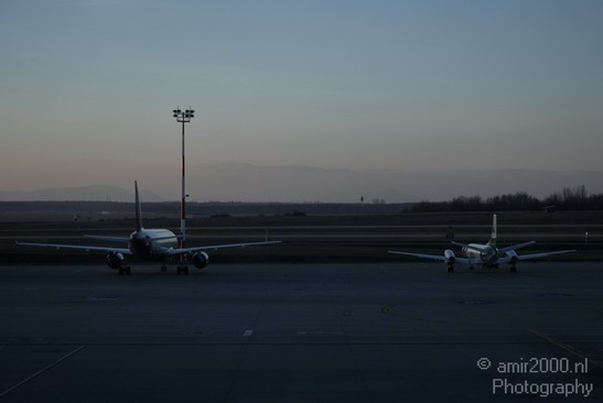 Budapest_Hungary_Aviation_Photography_001_Canon_EOS_400D_DIGITAL.JPG
