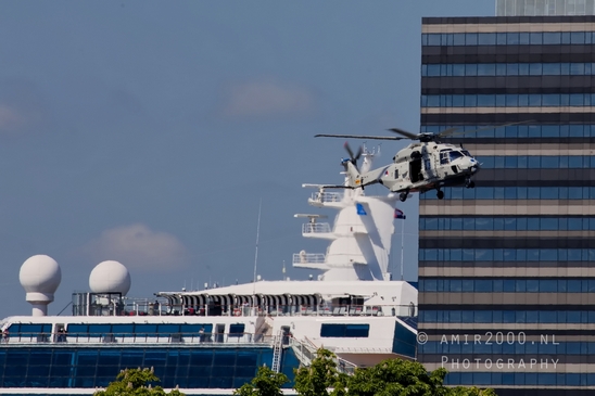 Duch_Netherlands_Navy_NHI_NH-90NFH_N-234_helikopter_Over_Amsterdam_Aviation_Photography_003_Canon_EOS_5D_Mark_IV.JPG