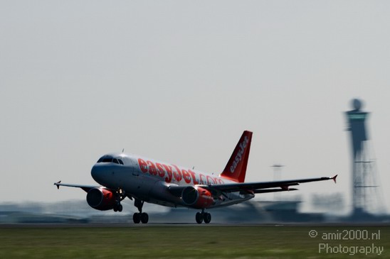 EasyJet_Aviation_Photography_002_Canon_EOS_7D.JPG