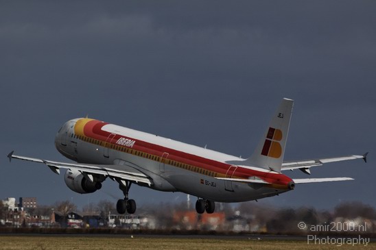 Iberia_Aviation_Photography_002_Canon_EOS_50D.JPG
