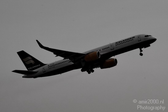 Icelandair_Aviation_Photography_001_Canon_EOS_50D.JPG