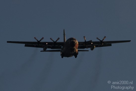 Lockheed_C-130_Hercules_Aviation_Photography_001_Canon_EOS_7D.JPG