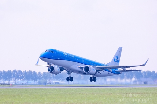 PH-EXD_Embraer_ERJ-190_KLM_Cityhopper_taking_off_Schiphol_aviation_Netherlands_Photography_006_Canon_EOS_5D_Mark_IV.JPG