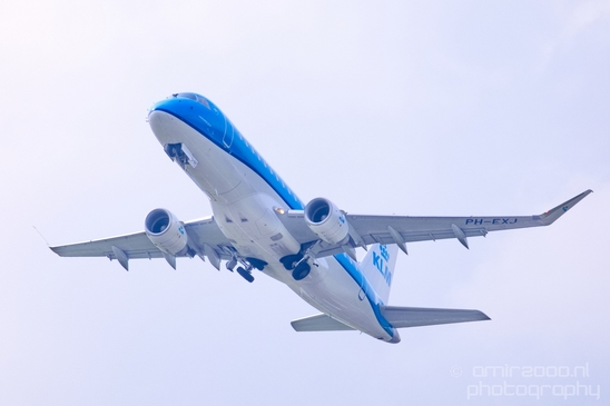 PH-EXJ_Embraer_ERJ-175_KLM_Cityhopper_taking_off_Schiphol_aviation_Netherlands_Photography_004_Canon_EOS_5D_Mark_IV.JPG