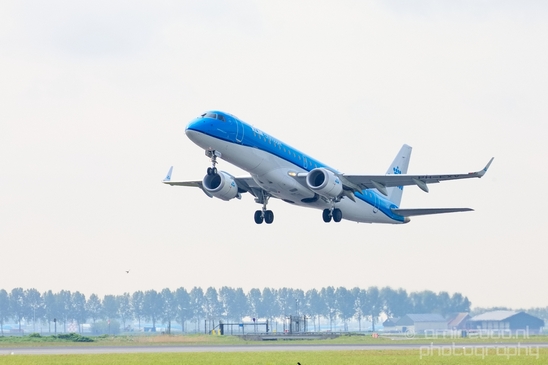 PH-EXV_Embraer_ERJ-190_KLM_Cityhopper_taking_off_Schiphol_aviation_Netherlands_Photography_007_Canon_EOS_5D_Mark_IV.JPG