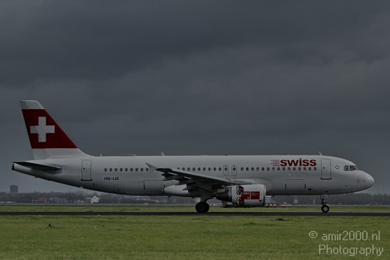 Swissair_Aviation_Photography_002_Canon_EOS_7D.JPG