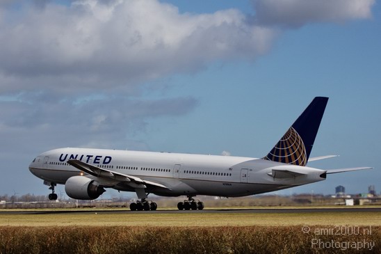 United_Airlines_Aviation_Photography_001_Canon_EOS_50D.JPG