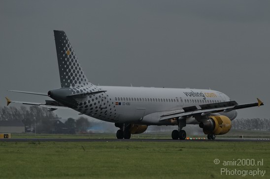 Vueling_Aviation_Photography_003_Canon_EOS_7D.JPG