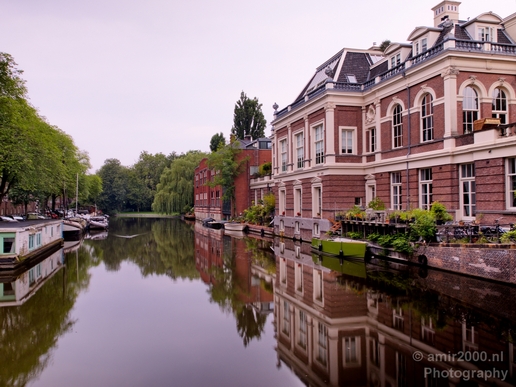 Amsterdam_canals_reflection_cityscape_urban_Netherlands_Photography_002_Canon_EOS_5D_Mark_IV.JPG