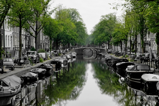Amsterdam_canals_reflection_cityscape_urban_Netherlands_Photography_022_Canon_EOS_5D_Mark_IV.JPG