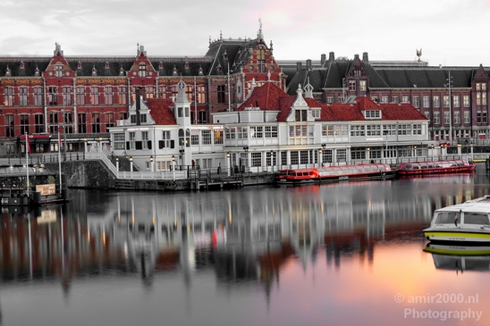 Amsterdam_canals_reflection_lockdown_city_street_urban_Netherlands_Cityscape_Photography_006_Canon_EOS_5D_Mark_IV.JPG