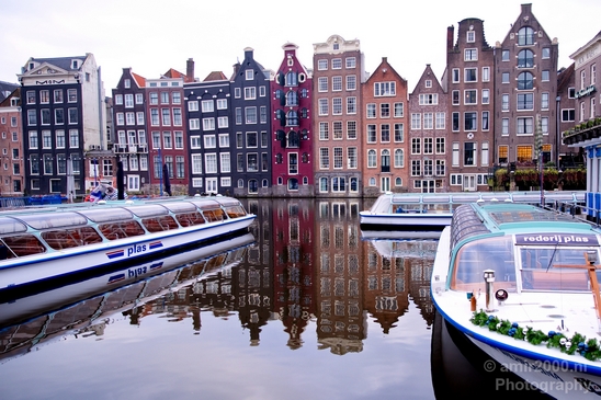 Amsterdam_canals_reflection_lockdown_city_street_urban_Netherlands_Cityscape_Photography_028_Canon_EOS_5D_Mark_IV.JPG