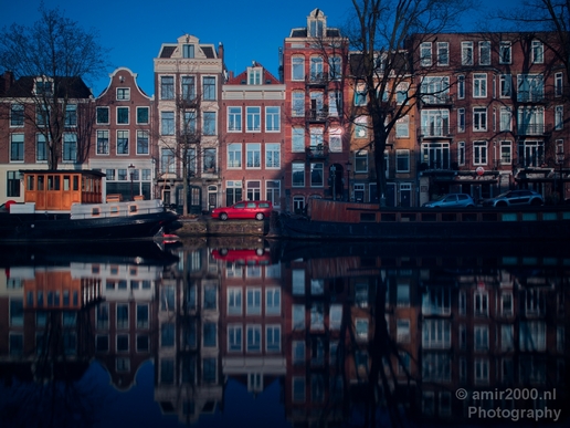 Amsterdam_canals_reflection_lockdown_city_street_urban_Netherlands_Cityscape_Photography_033_Canon_EOS_5D_Mark_IV.JPG