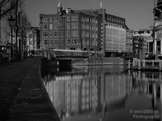 Amsterdam_canals_reflection_lockdown_city_street_urban_Netherlands_Cityscape_Photography_041_Canon_EOS_5D_Mark_IV.JPG
