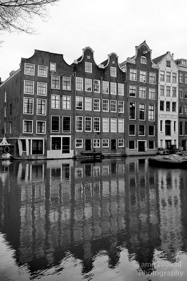 Amsterdam_canals_reflection_lockdown_city_street_urban_Netherlands_Cityscape_Photography_054_Canon_EOS_5D_Mark_IV.JPG