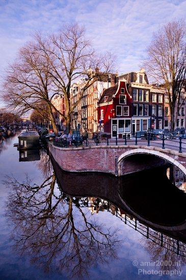 Amsterdam_canals_reflection_lockdown_city_street_urban_Netherlands_Cityscape_Photography_074_Canon_EOS_5D_Mark_IV.JPG