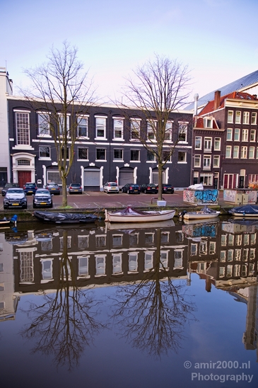 Amsterdam_canals_reflection_lockdown_city_street_urban_Netherlands_Cityscape_Photography_086_Canon_EOS_5D_Mark_IV.JPG