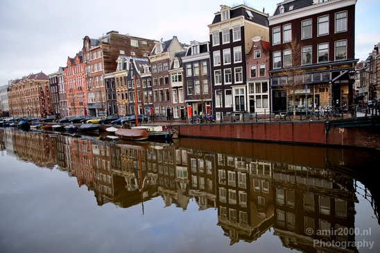 Amsterdam_canals_reflection_lockdown_city_street_urban_Netherlands_Cityscape_Photography_109_Canon_EOS_5D_Mark_IV.JPG