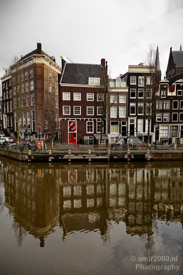 Amsterdam_canals_reflection_lockdown_city_street_urban_Netherlands_Cityscape_Photography_124_Canon_EOS_5D_Mark_IV.JPG