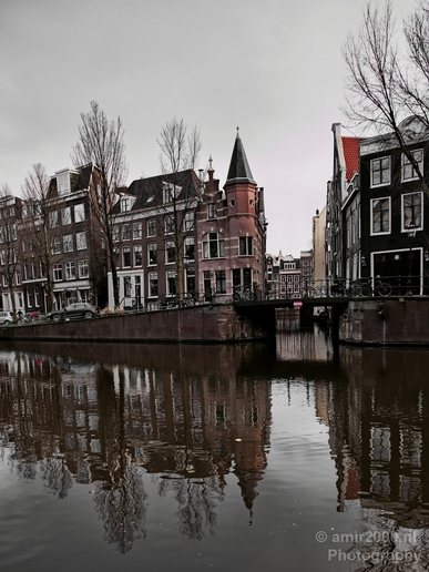 Amsterdam_canals_reflection_lockdown_city_street_urban_Netherlands_Cityscape_Photography_127_Canon_EOS_5D_Mark_IV.JPG