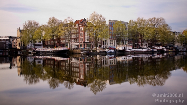 Amsterdam_canals_reflection_lockdown_city_street_urban_spring_Netherlands_Cityscape_Photography_003_Canon_EOS_5D_Mark_IV.JPG