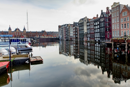 Amsterdam_canals_reflection_lockdown_city_street_urban_spring_Netherlands_Cityscape_Photography_020_Canon_EOS_5D_Mark_IV.JPG