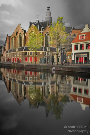 Amsterdam_canals_reflection_lockdown_city_street_urban_spring_Netherlands_Cityscape_Photography_022_Canon_EOS_5D_Mark_IV.JPG